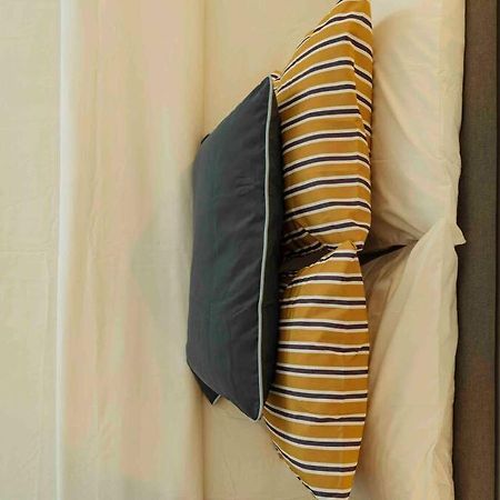 Bright 2Br Apartment - Top Location - City Balcony Bucureşti Ngoại thất bức ảnh
