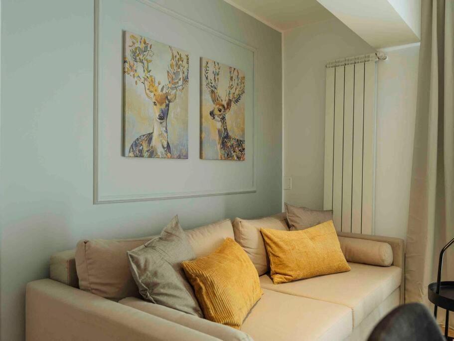 Bright 2Br Apartment - Top Location - City Balcony Bucureşti Ngoại thất bức ảnh
