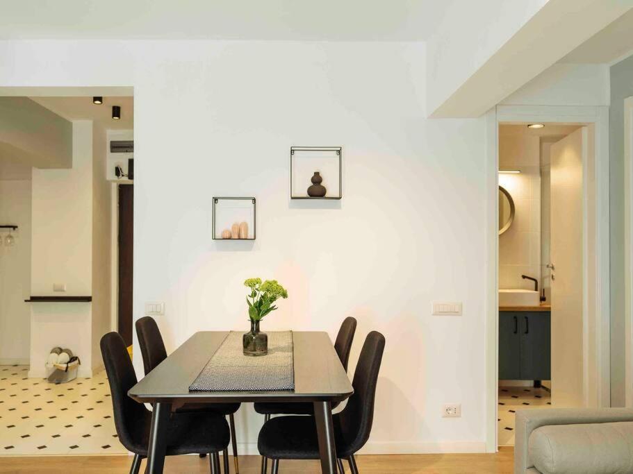 Bright 2Br Apartment - Top Location - City Balcony Bucureşti Ngoại thất bức ảnh